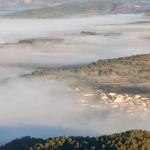 Anem al 'Forat' (Capçanes - Serra de Llaberia)